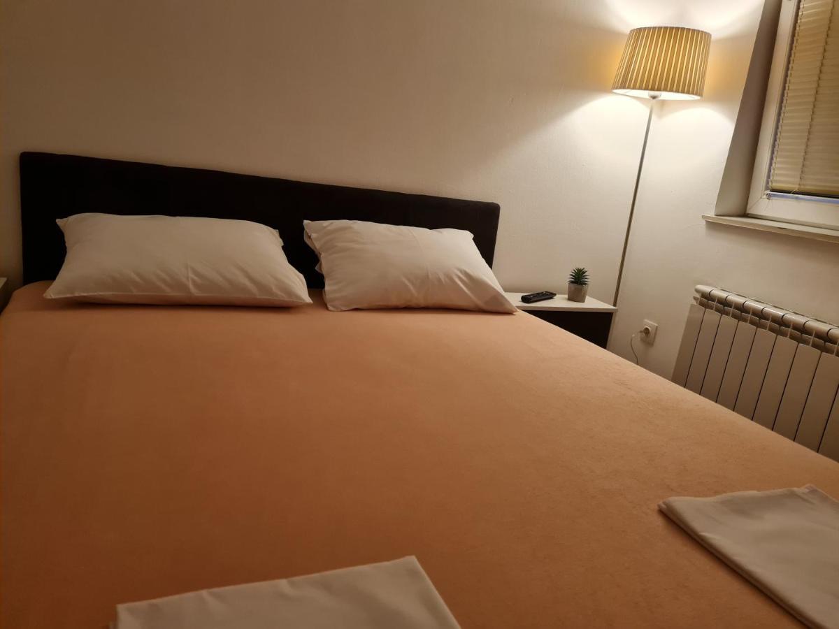 Apartman Veselinovic Free PARKING Vranje Buitenkant foto