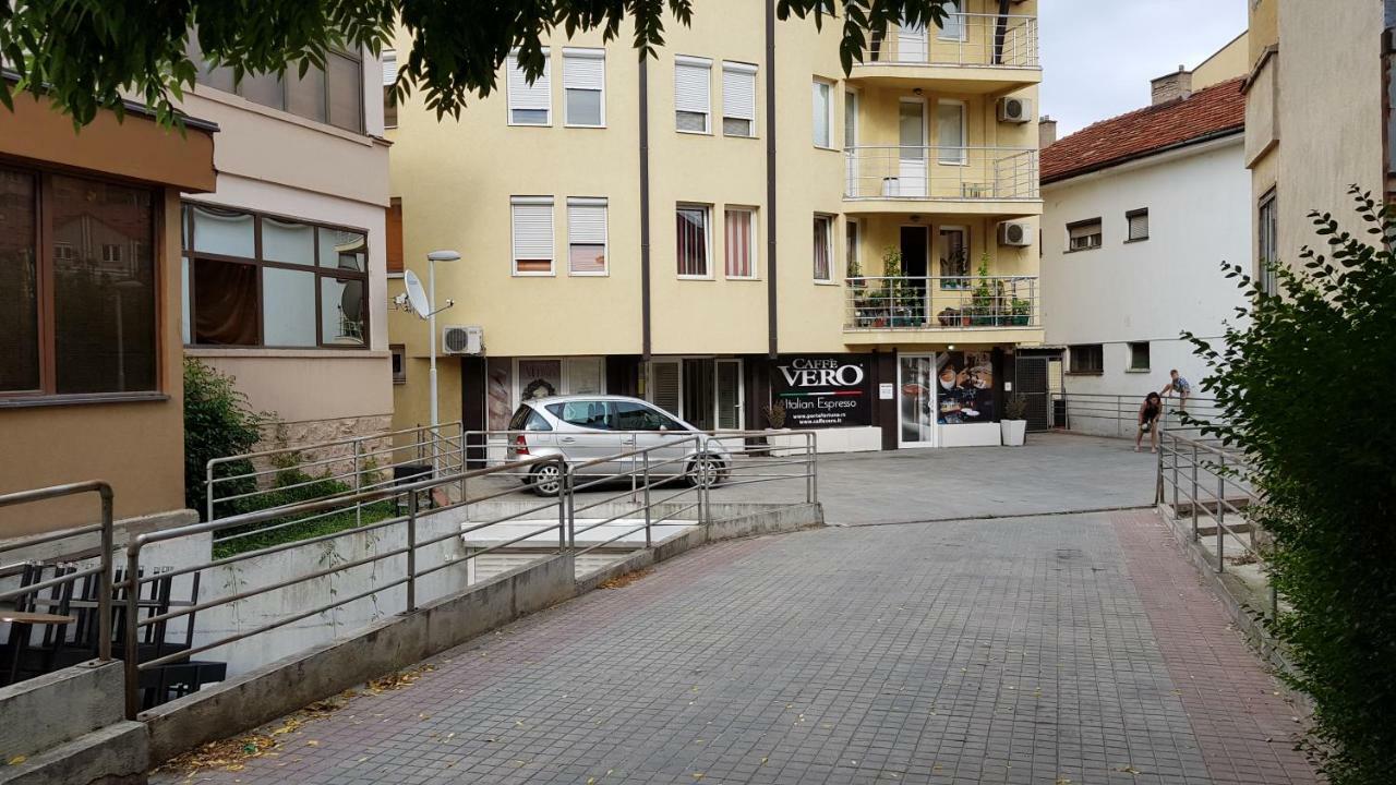 Apartman Veselinovic Free PARKING Vranje Buitenkant foto
